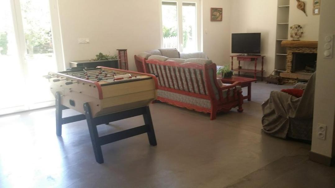 La Maison Du Bonheur, Borne De Recharge Ve Saint-Bernard  Bagian luar foto